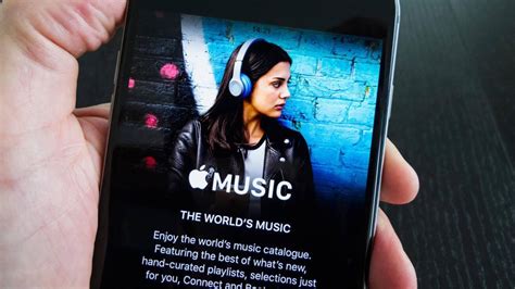 How to Follow Someone on Apple Music: A Comprehensive Guide with Insights