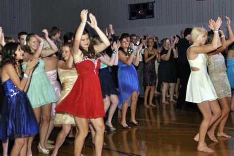 When Is Homecoming Dance: A Multidimensional Insight